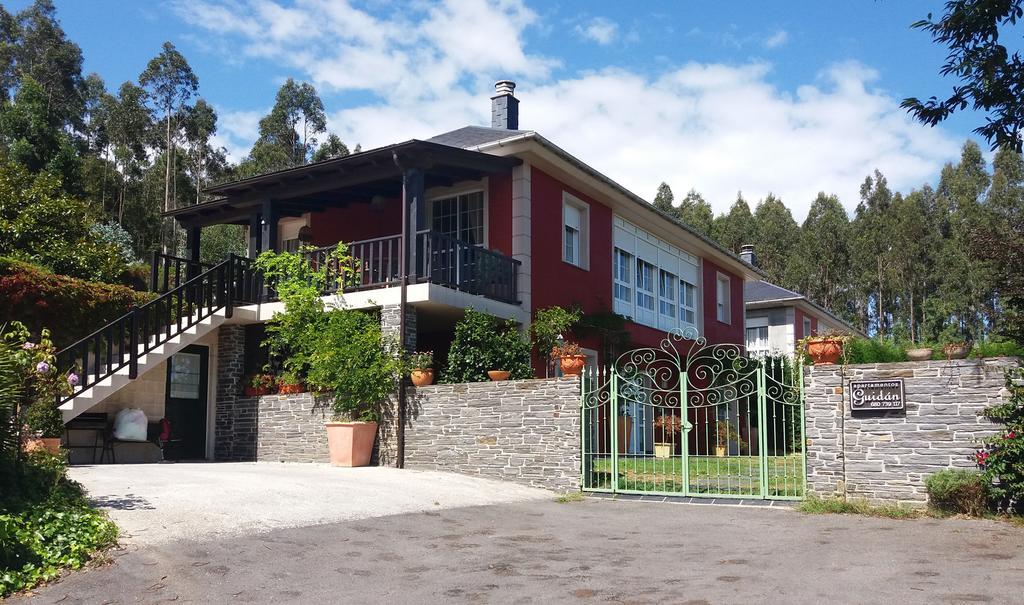 Apartamentos Guidan Ribadeo Luaran gambar