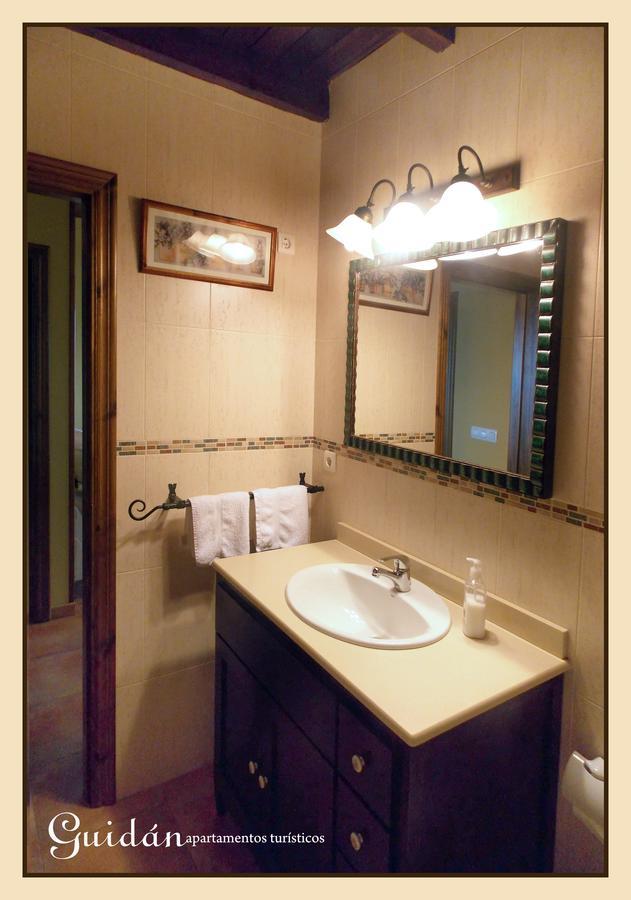 Apartamentos Guidan Ribadeo Luaran gambar